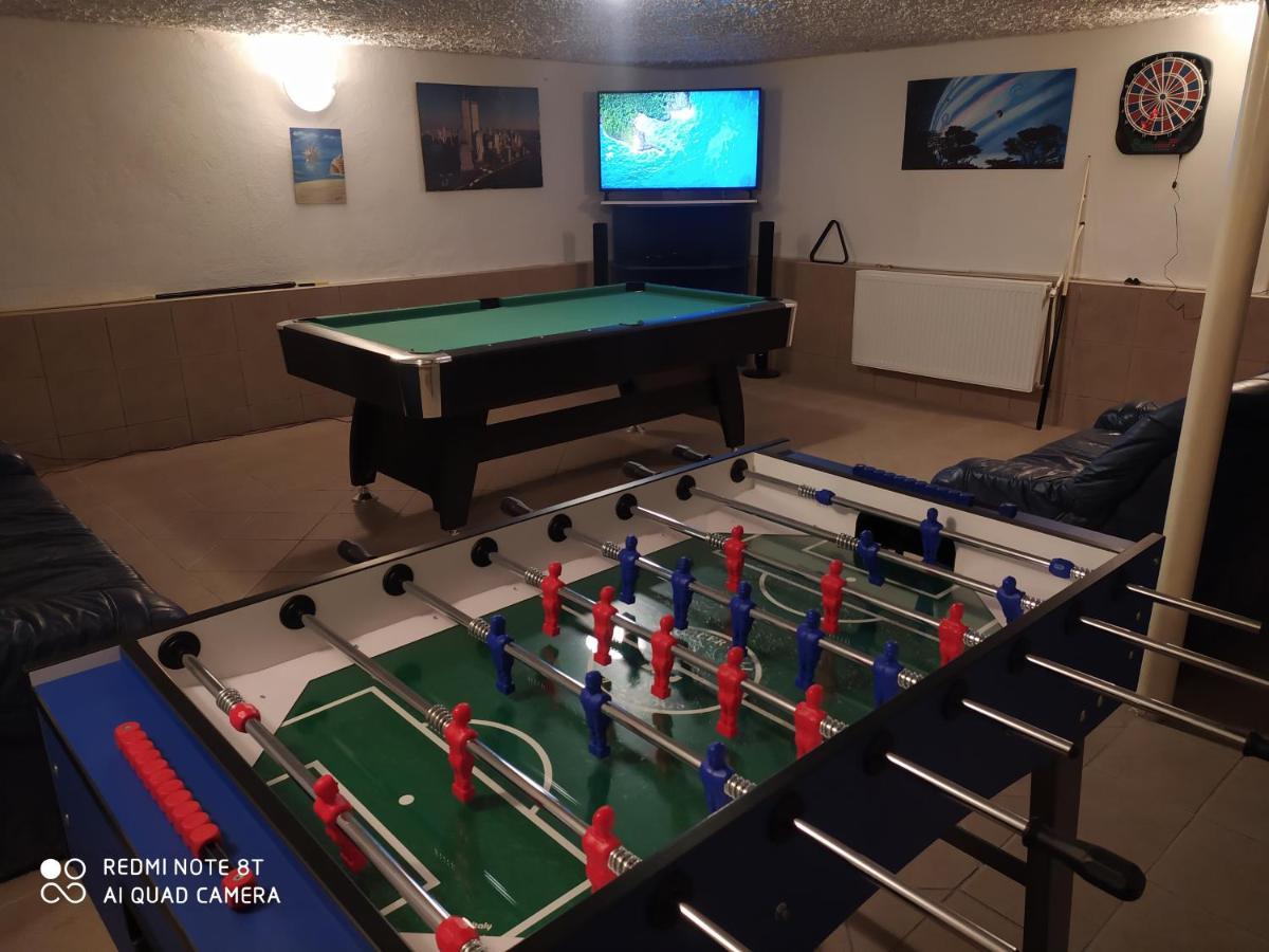 Hajdúszoboszló Nikolux Apartman מראה חיצוני תמונה