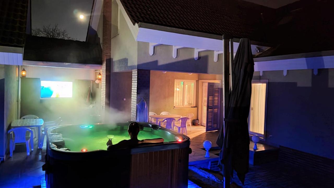 Hajdúszoboszló Nikolux Apartman מראה חיצוני תמונה