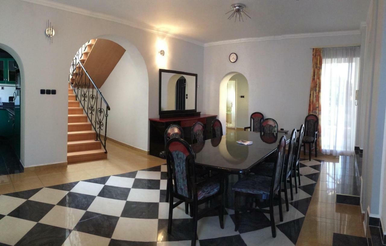 Hajdúszoboszló Nikolux Apartman מראה חיצוני תמונה